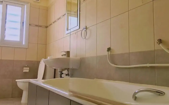 40 PRO 1 - Sunrise Beach Apt 1