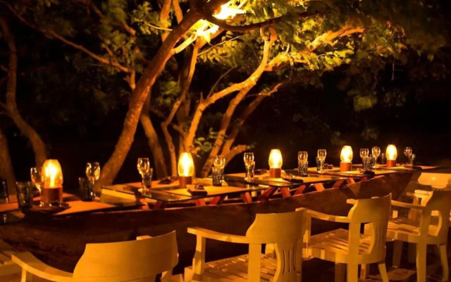 Maalu Maalu Resort & Spa