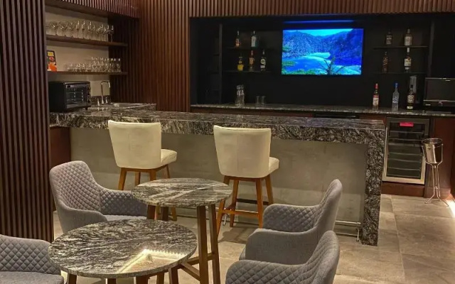 Óntico Urban Design Hotel