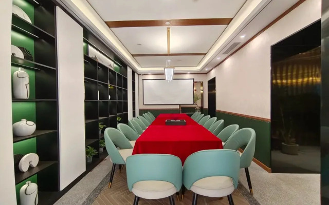 Nostalgia Hotel S (Beijing National Convention Center)