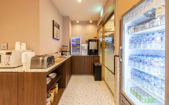 Busan Jeonggwan Brown Dot