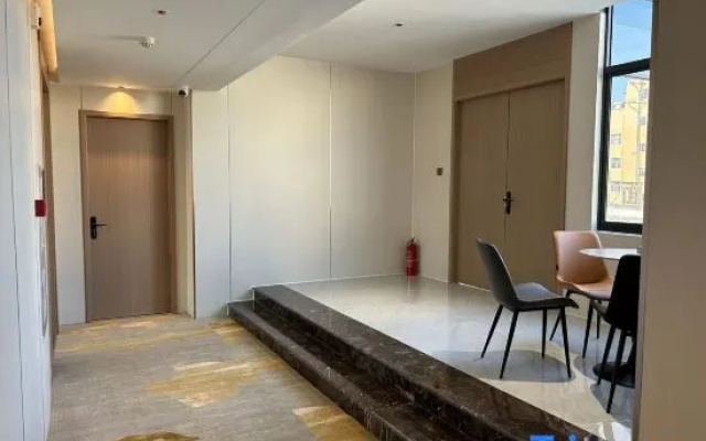 Tianhong Hotel