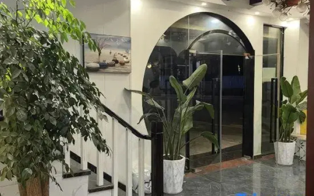 Hengfeng Theme Hotel (Xuanwei Railway Station Branch)