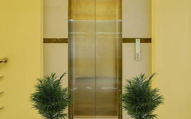 Fabhotel Sb Square