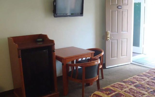 Bevonshire Lodge Motel