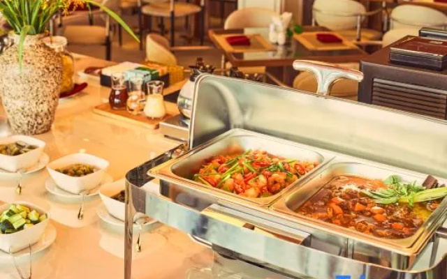 M Village Premier Hotel Xuan Huong Lakeside, a brand of Modern Village Lifestyle – Meal – Da Lat