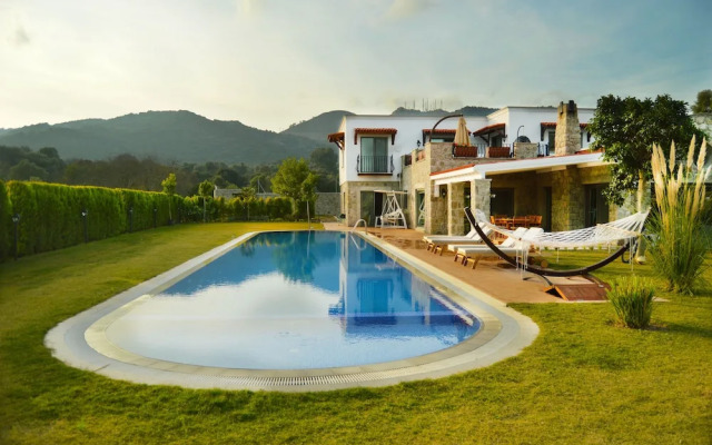 Important Group Villa BD410 5 Bedrooms