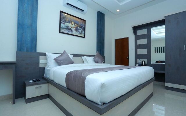OYO 10278 Hotel Caprice Residency