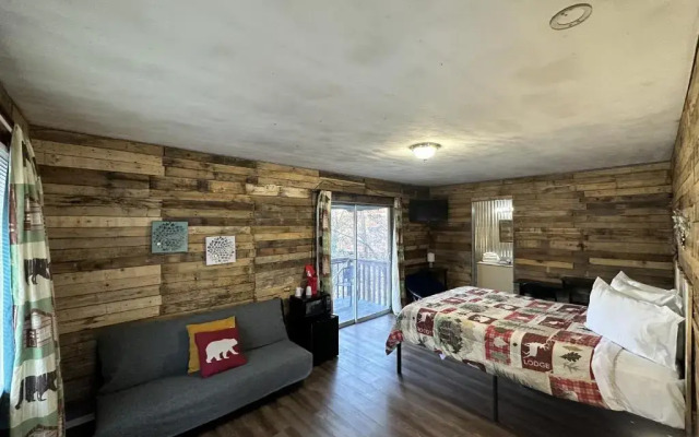 Ski Mountain Lodge