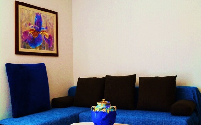 Farma House