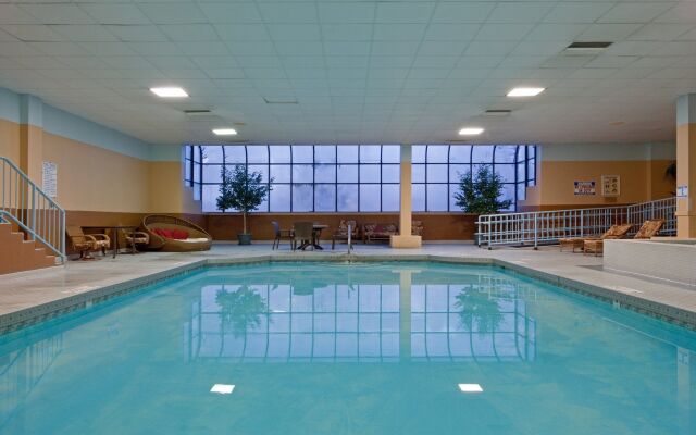 DoubleTree by Hilton Downtown Concord