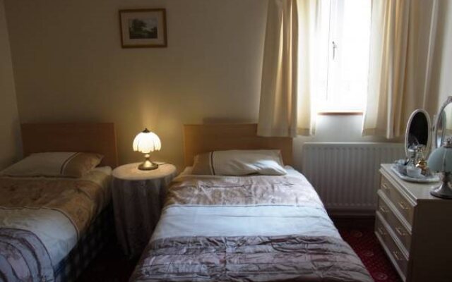 Woodgrove Lodge