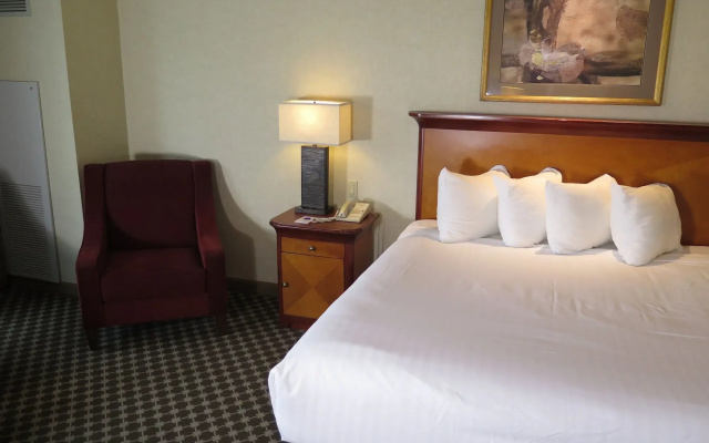 Harrah's Joliet Casino & Hotel - A Caesars Rewards Destination