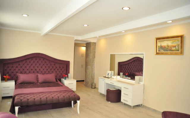 Assos Park Hotel