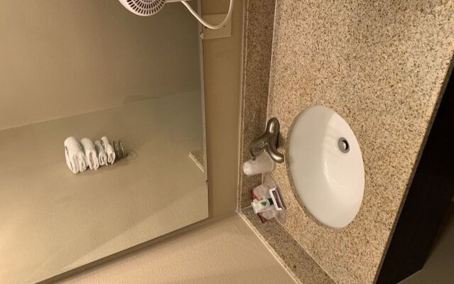 Morgan Inn And Suites