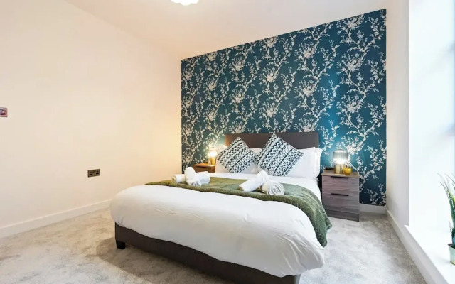 Camden Drive City Apartment