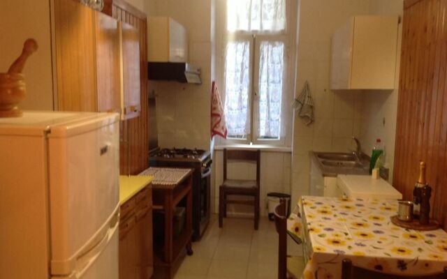 House With one Bedroom in Roma