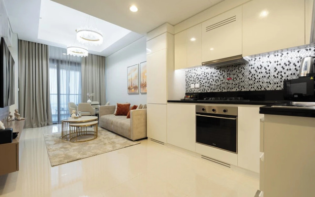 Chic 2BR Urban Escape in Aykon City