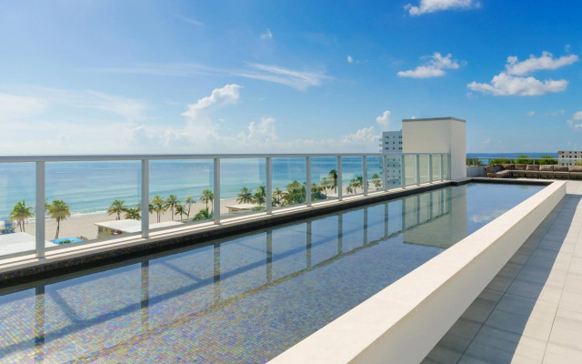 Costa Hollywood Beach Resort