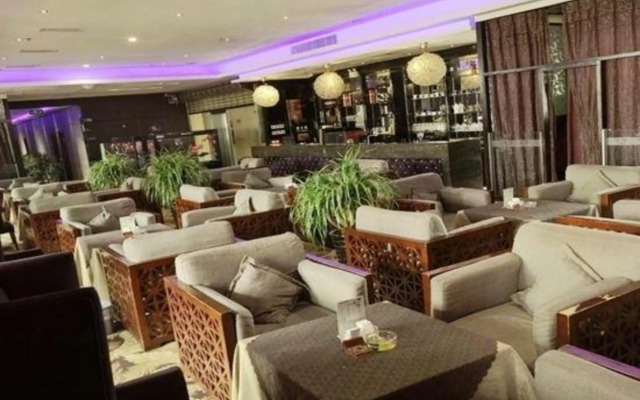 Donghua Hotel Bazhong