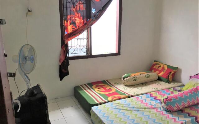 Tambak Bayan Guesthouse