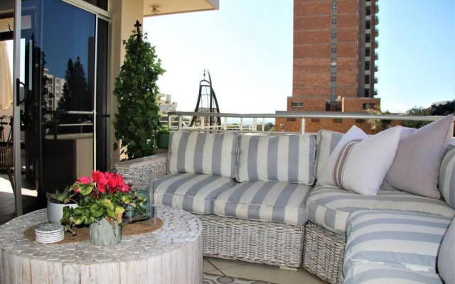 Luxury Apartment in Umhlanga Rocks