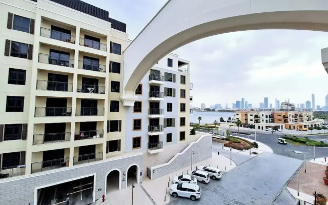 Stylish 1BR Apartment in La Sirene