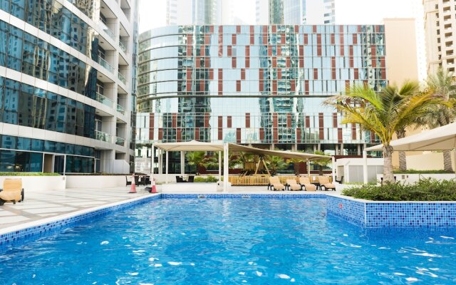 Dream Inn Apartments - Bay Central