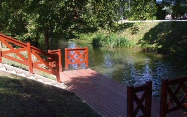 Várfürdö-Panzió Apartmanház