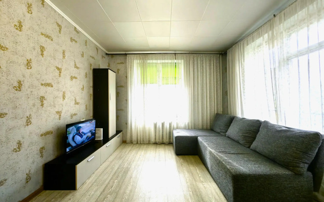 Apartments in Corner lane 4