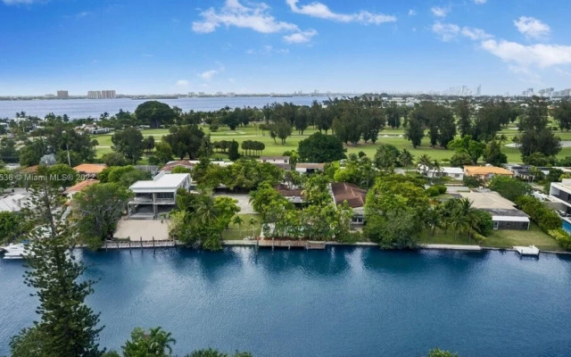 Villa North Palms - Luxury Villa