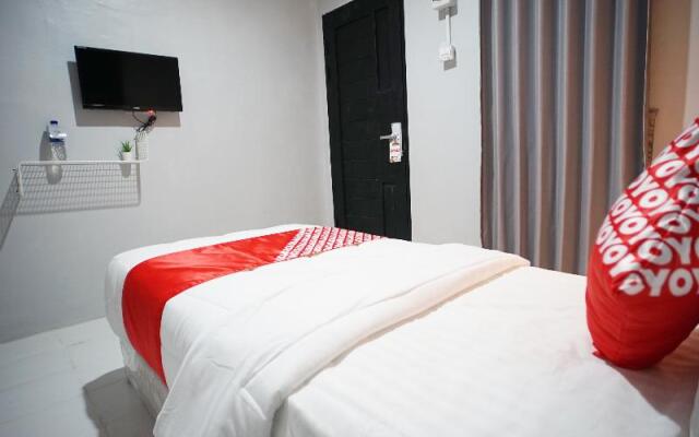 Sani Guest House by OYO Rooms