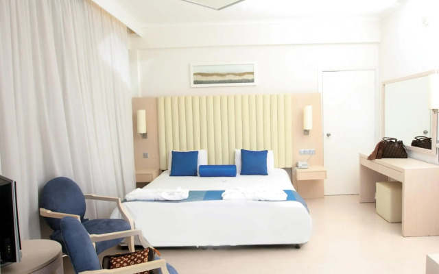Vrissiana Boutique Beach Hotel