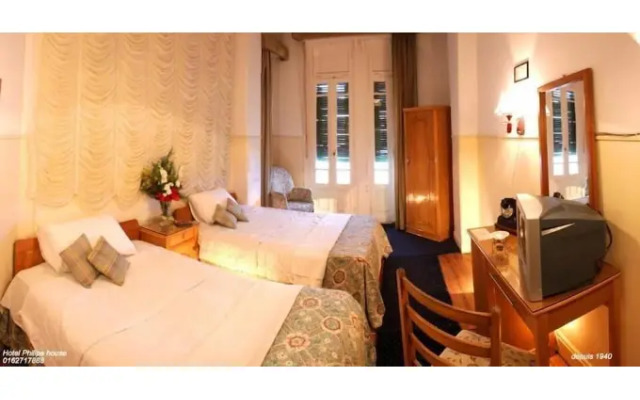 Philip House Hotel