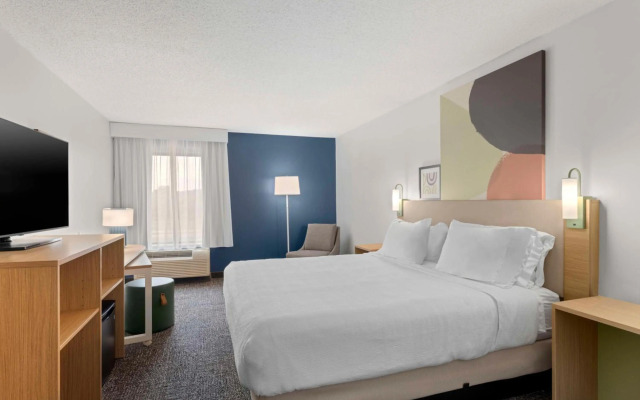 Spark by Hilton Newcomerstown