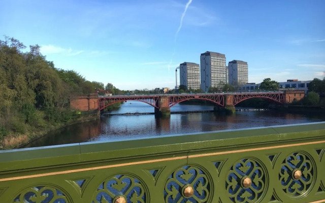 Glasgow Green Apartments