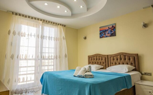 Splendid Villa With Private Pool in Antalya