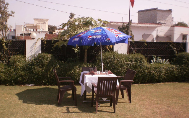 Classic 7 Hotel & Restaurant