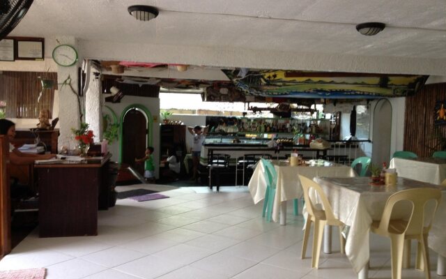Turtle Inn Resort