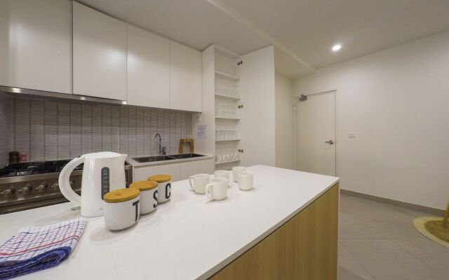 Manly Stay LUX Apartments