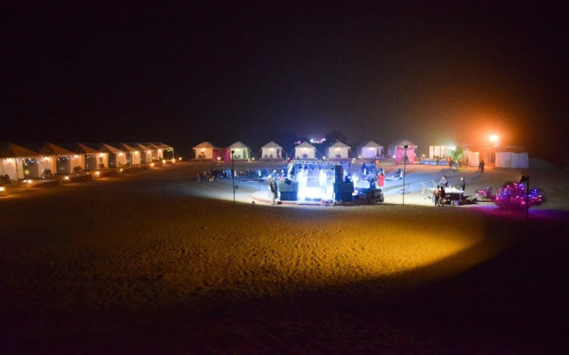 Seven Palms Luxury Camp