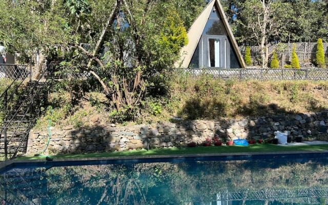 Arahnyam Pool Side Cafe & Resort