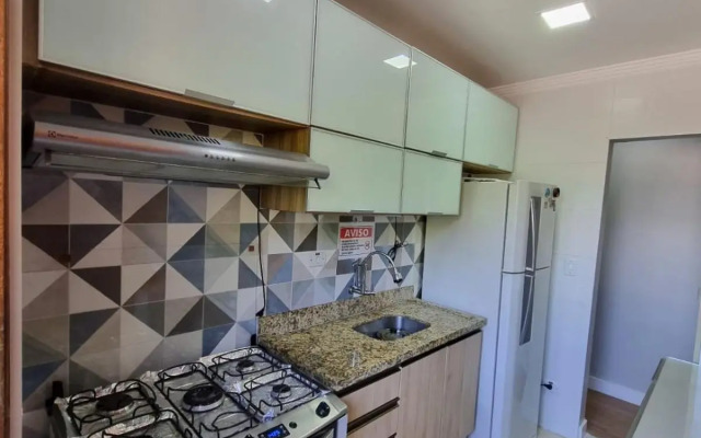 Apartamento encantador com 50 m da praia Pereque-açú