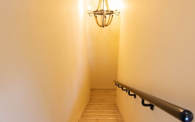 Lux BNB Jumeirah Lake Towers