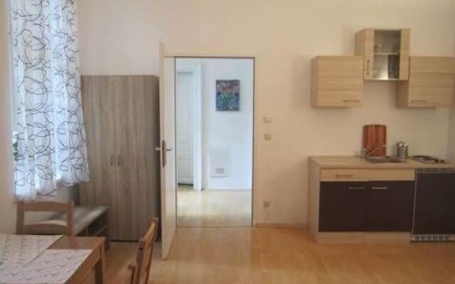 Mariahilfer Apartments