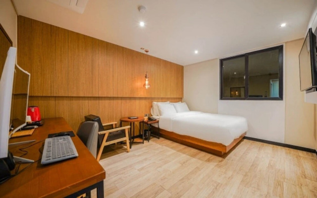 Busan Sajik The Stone Bridge Hotel