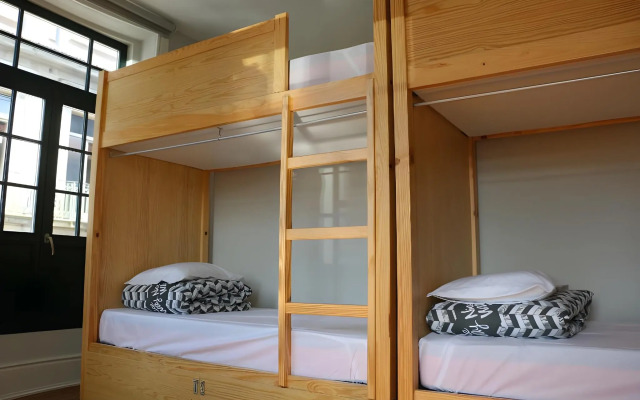 Nice Way Porto Hostel