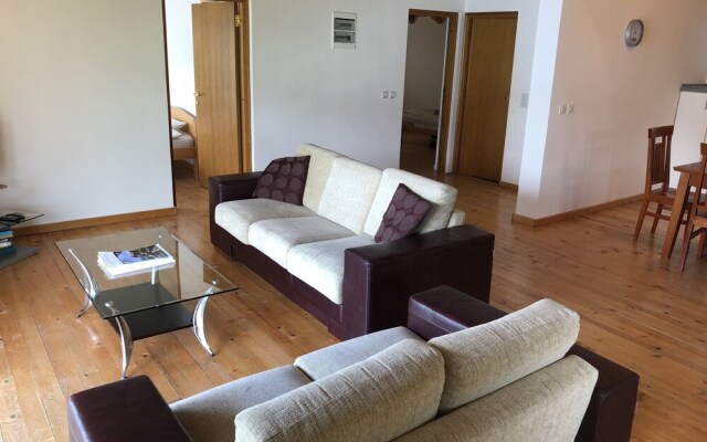 Two Bedroom Apartment With Amazing Views