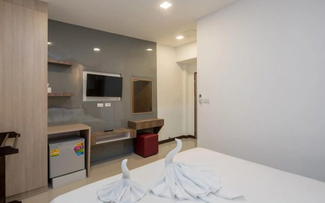 Baan Thai Beach Side Residence