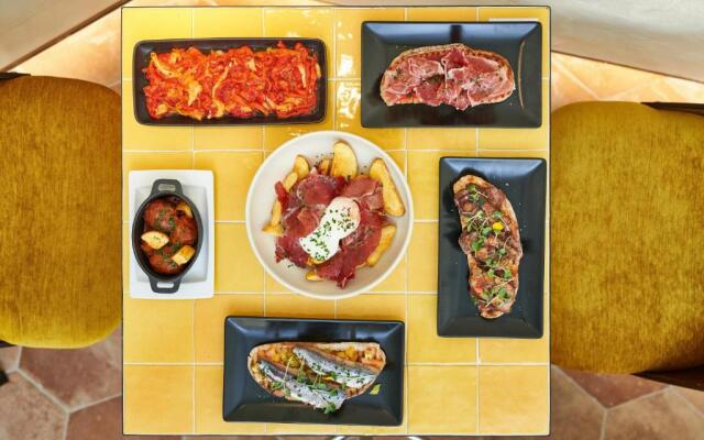 Room Mate Cosmo – City Centre, Valencia